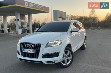 Внедорожник / Кроссовер Audi Q7 2014 в Радивилове