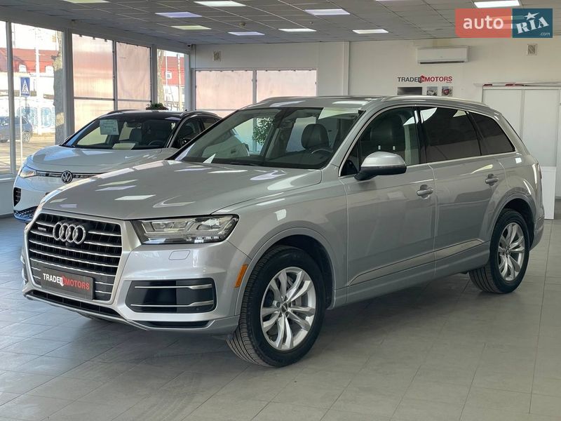 Позашляховик / Кросовер Audi Q7 2017 в Києві