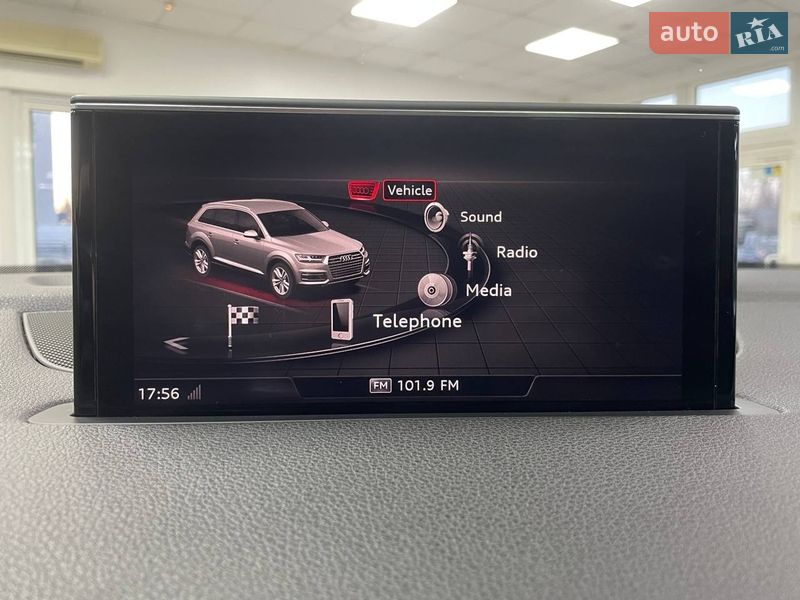 Позашляховик / Кросовер Audi Q7 2017 в Києві