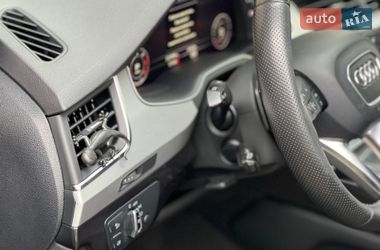 Позашляховик / Кросовер Audi Q7 2016 в Умані