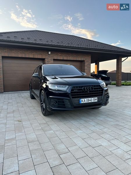 Позашляховик / Кросовер Audi Q7 2016 в Луцьку