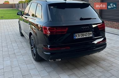 Внедорожник / Кроссовер Audi Q7 2016 в Луцке