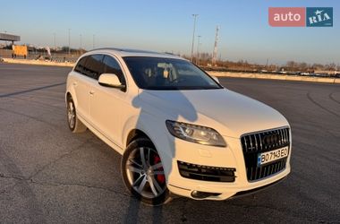 Позашляховик / Кросовер Audi Q7 2015 в Львові