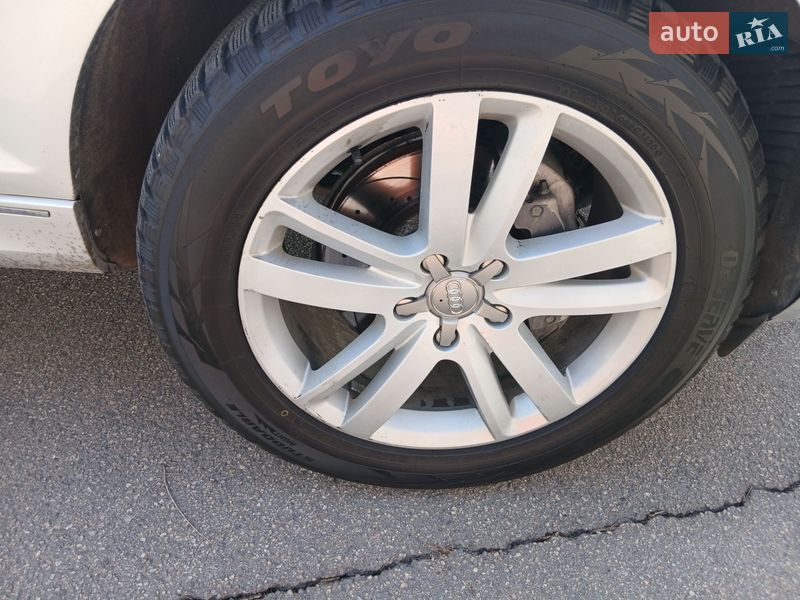 Внедорожник / Кроссовер Audi Q7 2010 в Кривом Роге