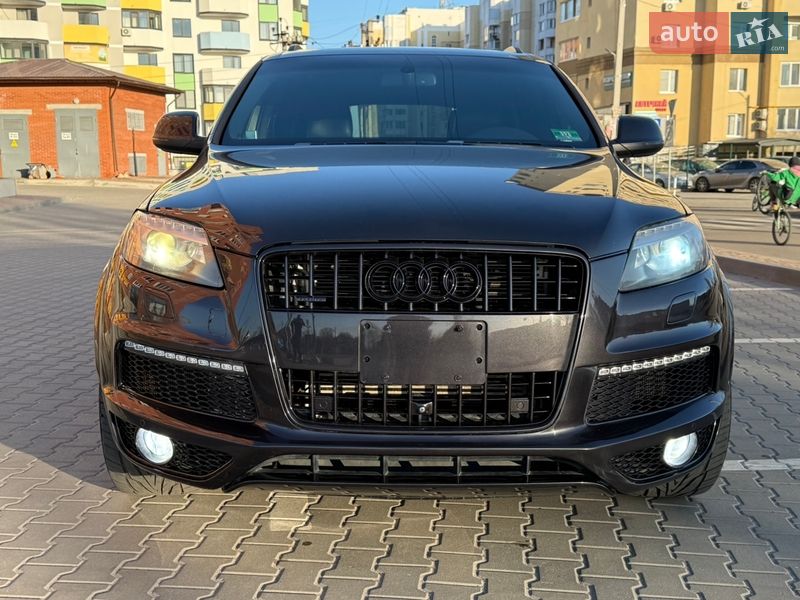 Внедорожник / Кроссовер Audi Q7 2014 в Киеве