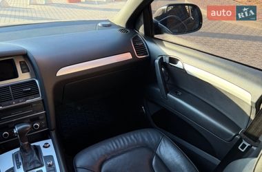 Внедорожник / Кроссовер Audi Q7 2014 в Киеве