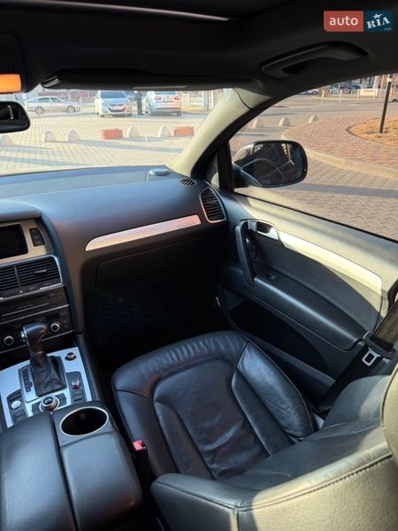 Внедорожник / Кроссовер Audi Q7 2014 в Киеве