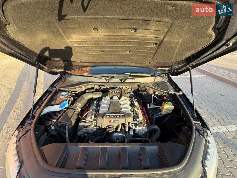 Внедорожник / Кроссовер Audi Q7 2014 в Киеве