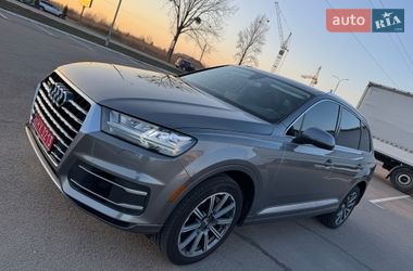 Внедорожник / Кроссовер Audi Q7 2017 в Луцке
