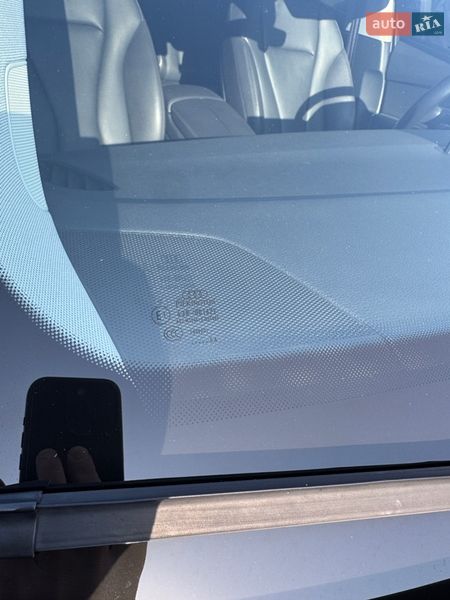 Позашляховик / Кросовер Audi Q7 2017 в Луцьку