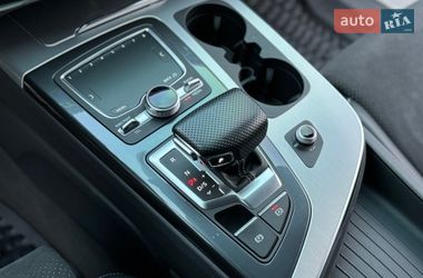 Внедорожник / Кроссовер Audi Q7 2018 в Киеве