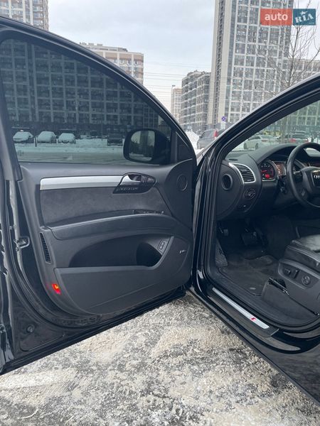 Внедорожник / Кроссовер Audi Q7 2008 в Киеве