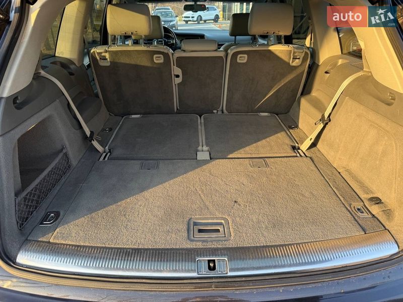 Позашляховик / Кросовер Audi Q7 2010 в Стрию