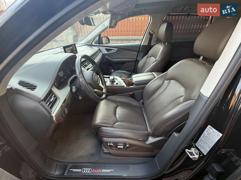 Внедорожник / Кроссовер Audi Q7 2018 в Хмельницком
