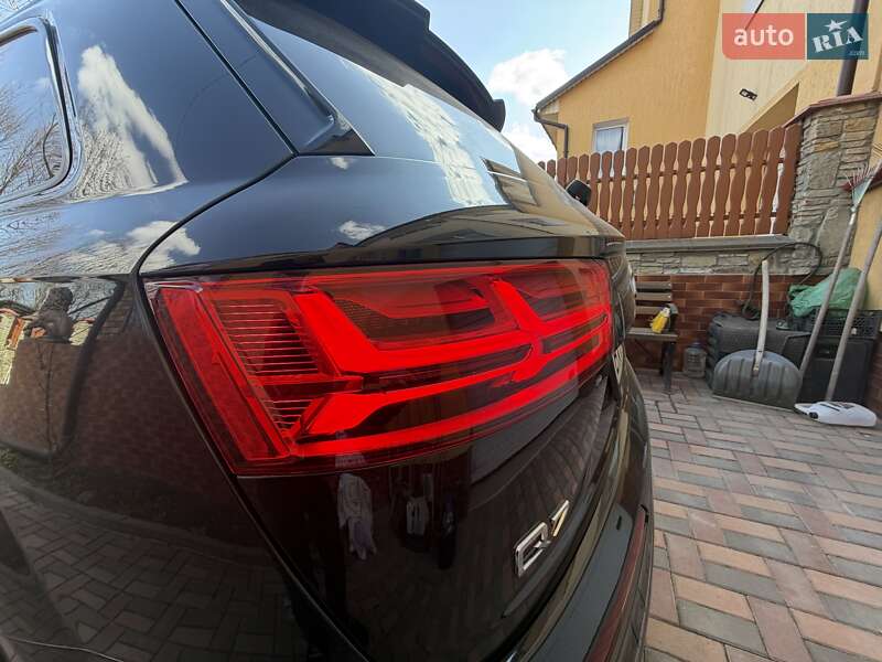 Внедорожник / Кроссовер Audi Q7 2018 в Хмельницком