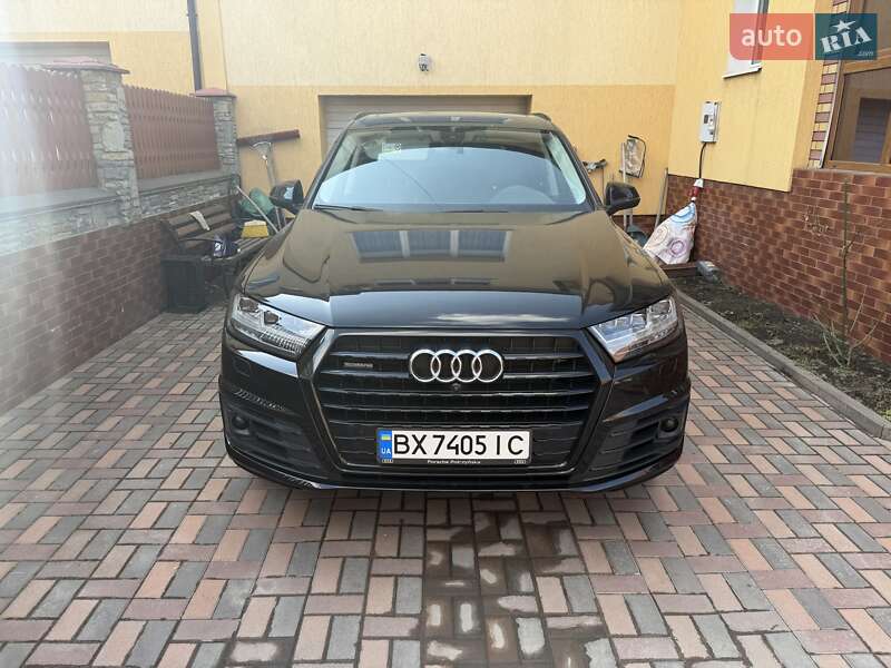 Внедорожник / Кроссовер Audi Q7 2018 в Хмельницком