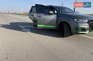 Внедорожник / Кроссовер Audi Q7 2017 в Житомире