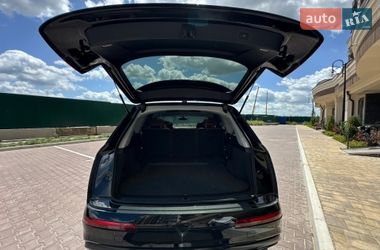 Внедорожник / Кроссовер Audi Q7 2016 в Киеве