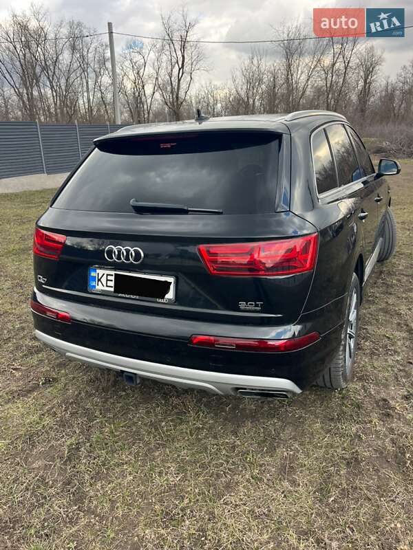 Внедорожник / Кроссовер Audi Q7 2018 в Кривом Роге