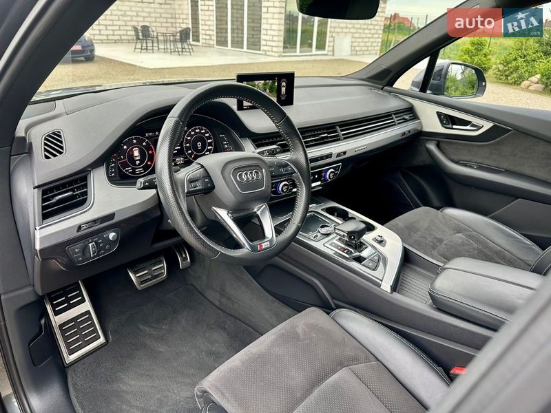 Внедорожник / Кроссовер Audi Q7 2018 в Тернополе