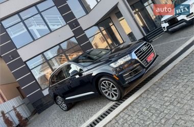 Позашляховик / Кросовер Audi Q7 2017 в Тячеві
