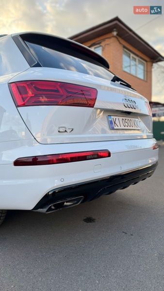 Внедорожник / Кроссовер Audi Q7 2018 в Киеве