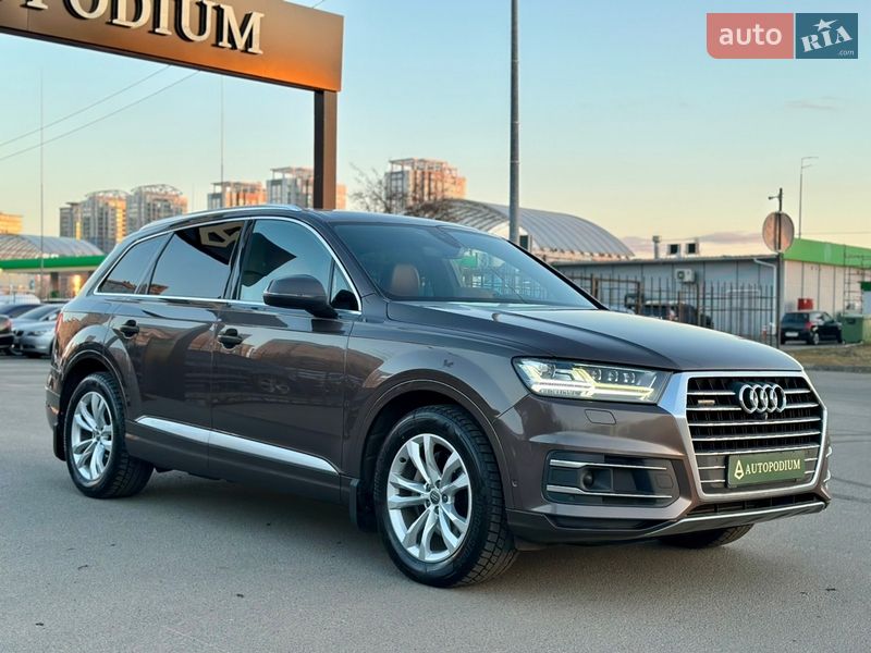 Позашляховик / Кросовер Audi Q7 2017 в Києві фото 2 Позашляховик / Кросовер Audi Q7 2017 в Києві
