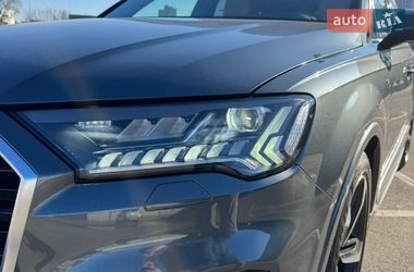 Внедорожник / Кроссовер Audi Q7 2021 в Киеве