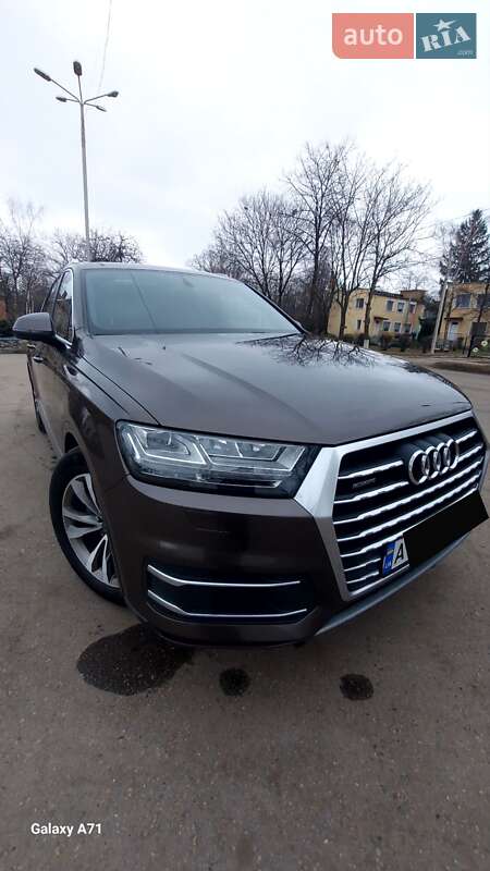 Позашляховик / Кросовер Audi Q7 2017 в Кропивницькому