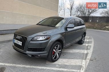 Позашляховик / Кросовер Audi Q7 2015 в Львові