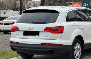 Внедорожник / Кроссовер Audi Q7 2011 в Ужгороде