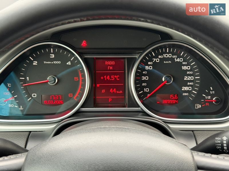 Внедорожник / Кроссовер Audi Q7 2011 в Ужгороде