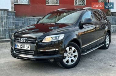 Позашляховик / Кросовер Audi Q7 2007 в Нетішині