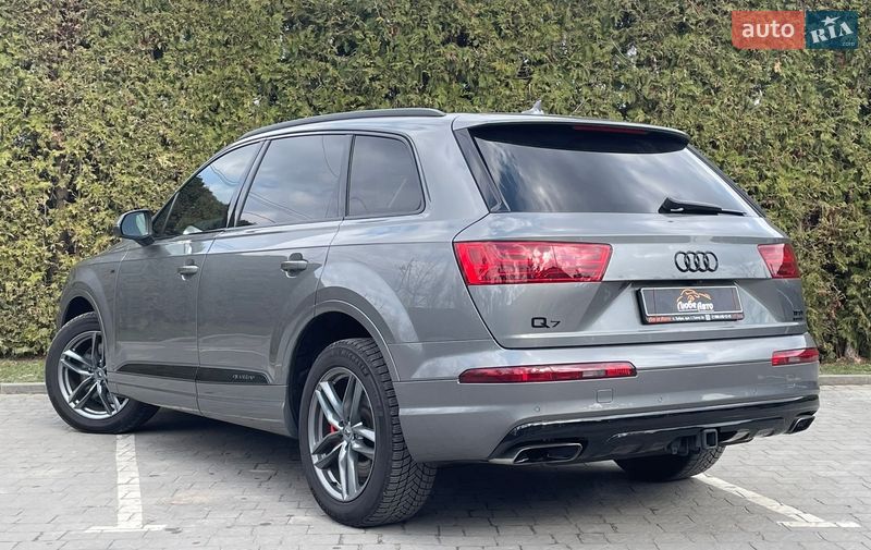 Внедорожник / Кроссовер Audi Q7 2018 в Львове