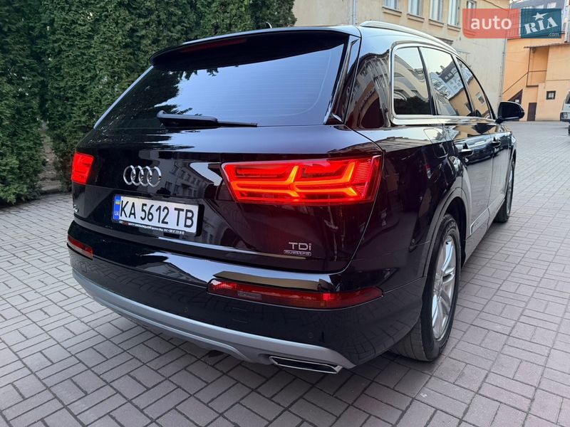 Внедорожник / Кроссовер Audi Q7 2016 в Хмельницком