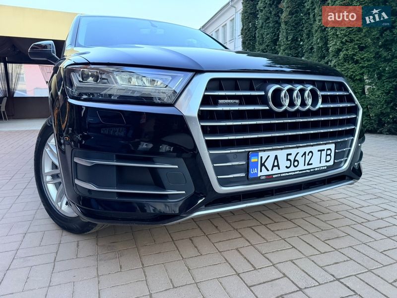 Внедорожник / Кроссовер Audi Q7 2016 в Хмельницком