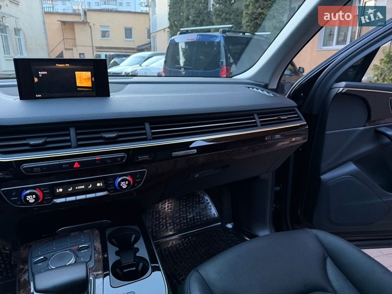 Внедорожник / Кроссовер Audi Q7 2016 в Хмельницком