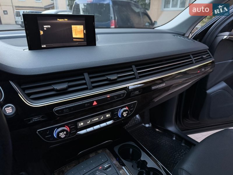 Внедорожник / Кроссовер Audi Q7 2016 в Хмельницком