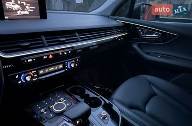Внедорожник / Кроссовер Audi Q7 2016 в Хмельницком