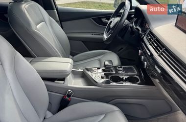 Внедорожник / Кроссовер Audi Q7 2018 в Ужгороде