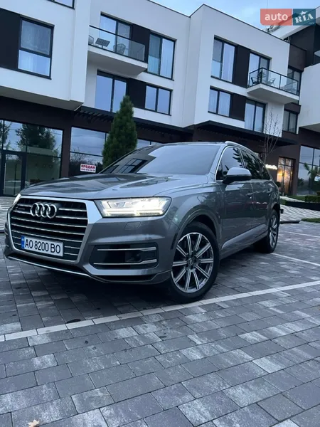 Audi Q7