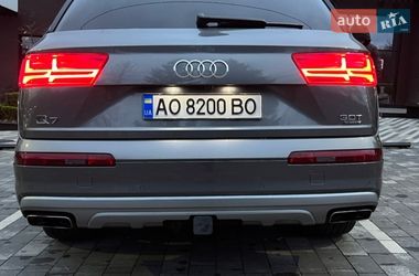 Внедорожник / Кроссовер Audi Q7 2017 в Киеве