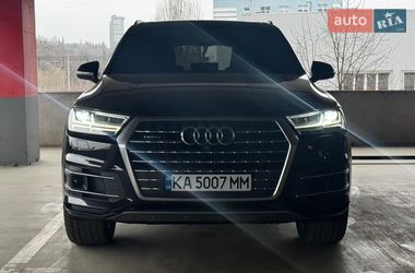 Внедорожник / Кроссовер Audi Q7 2017 в Киеве