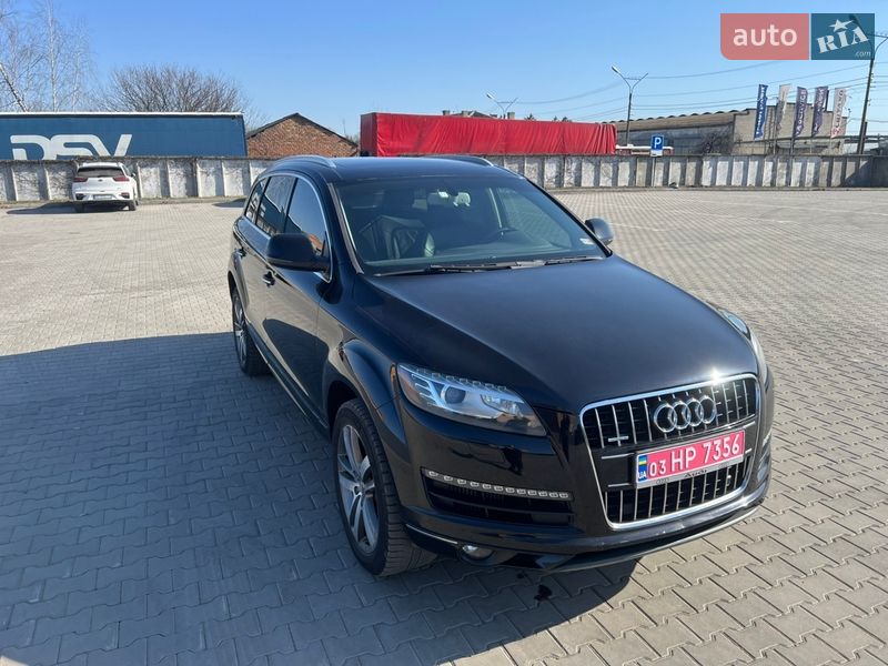 Внедорожник / Кроссовер Audi Q7 2011 в Нововолынске
