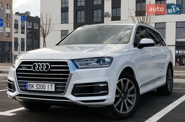 Внедорожник / Кроссовер Audi Q7 2016 в Ровно