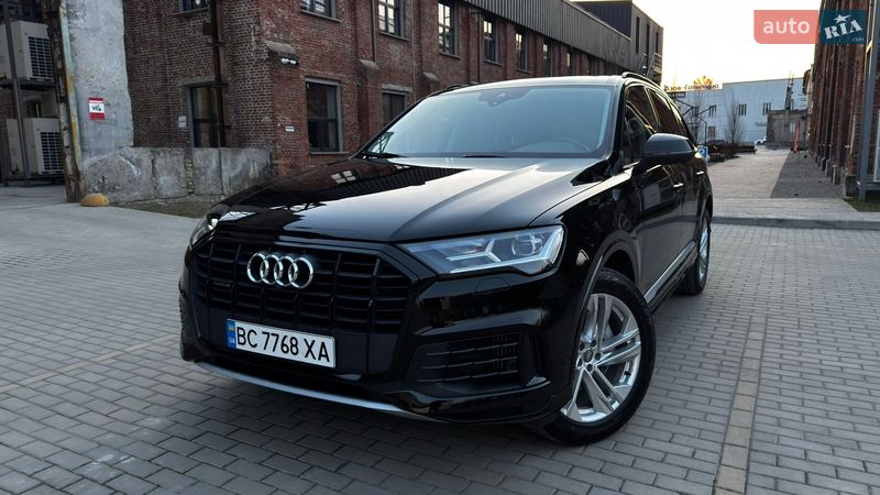 Позашляховик / Кросовер Audi Q7 2019 в Львові