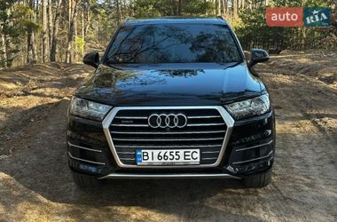 Внедорожник / Кроссовер Audi Q7 2019 в Полтаве