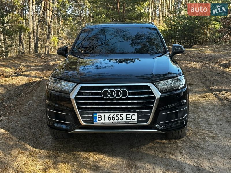 Внедорожник / Кроссовер Audi Q7 2019 в Полтаве