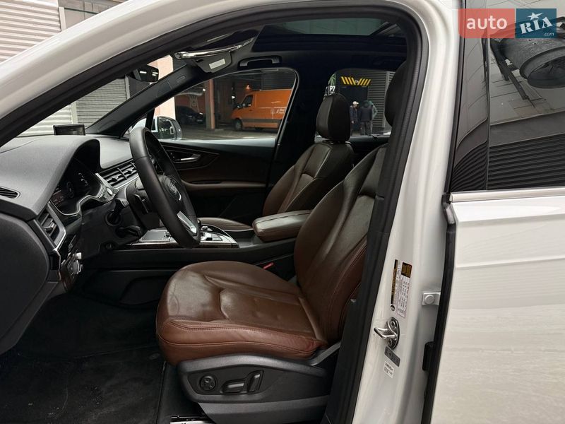 Позашляховик / Кросовер Audi Q7 2016 в Києві фото 13 Позашляховик / Кросовер Audi Q7 2016 в Києві