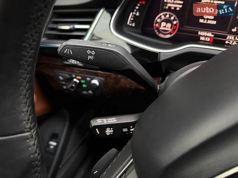 Позашляховик / Кросовер Audi Q7 2016 в Києві фото 18 Позашляховик / Кросовер Audi Q7 2016 в Києві